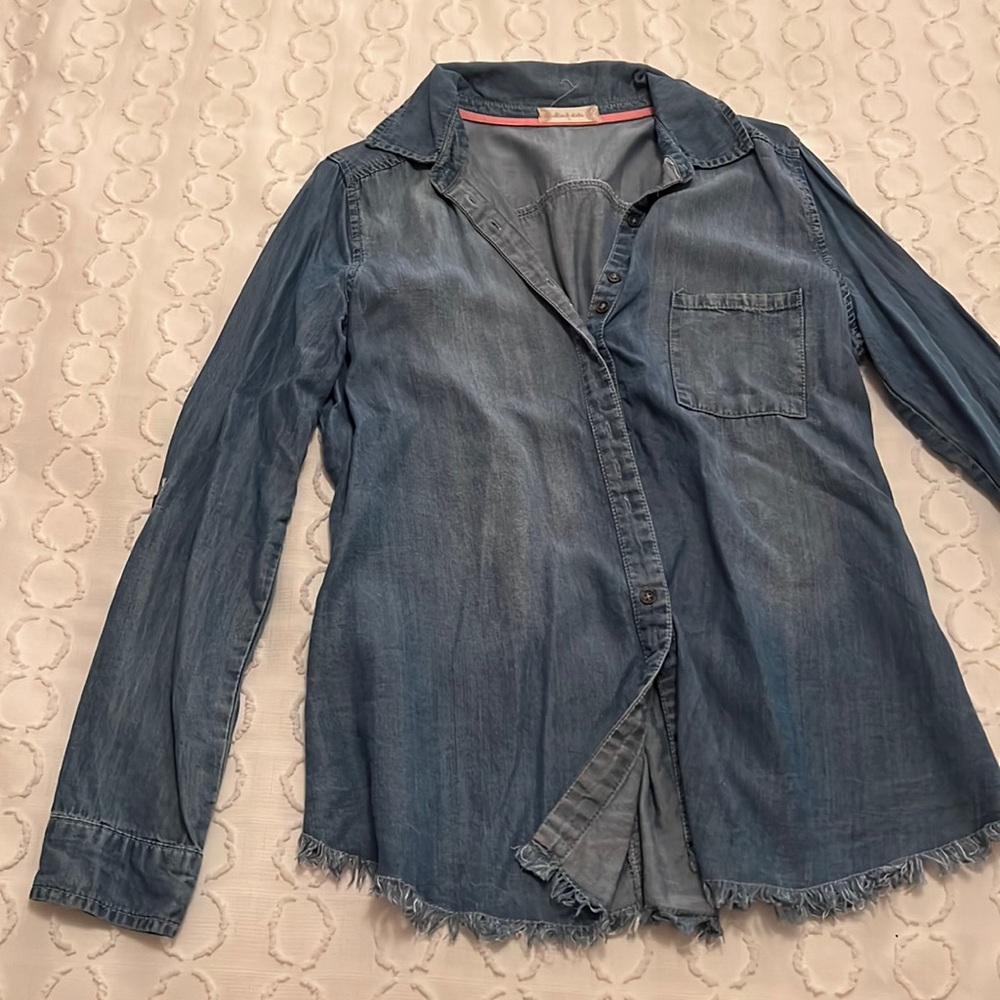 Chambray Altar’d state top